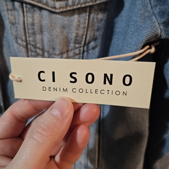 Medium Wash Denim Jacket - Picture 6 of 6